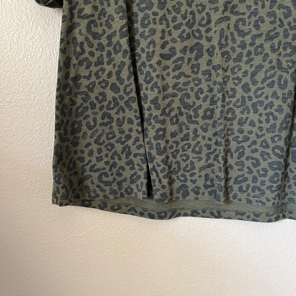 Sanctuary Green and Black Cheetah Print Short Sleeve Crew Neck Tee Shirt - Picture 3 of 9